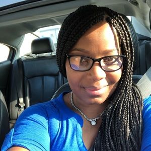 Meet your Posher, Latonya